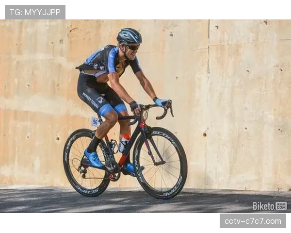 荷兰选手称雄越野自行车世界杯，布兰德背靠背夺冠